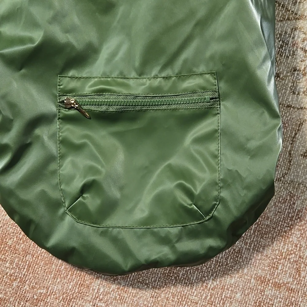 Rachel Zoe Shiny Green Fleece Lined Removeable Hood Back Pocket Dog Coat Sz L